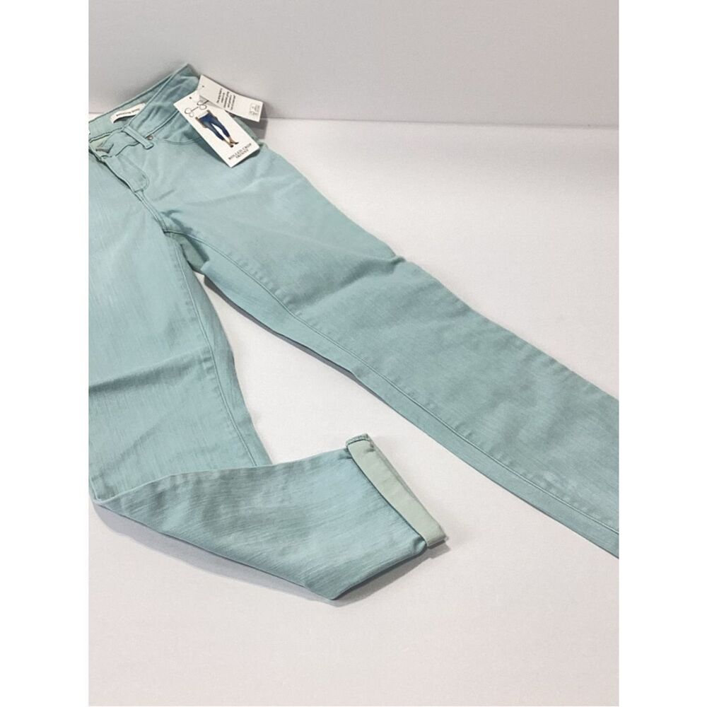 Jessica Simpson Rolled Crop Skinny Jeans Soft Sculpt Light Blue NWT Size 6/28